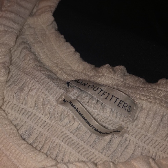 Ruffled top - Picture 4 of 4